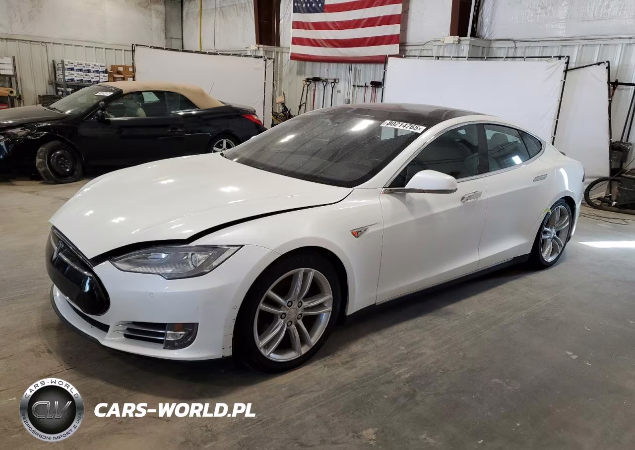 2016 Tesla Model S – zdjęcie 1 z 13