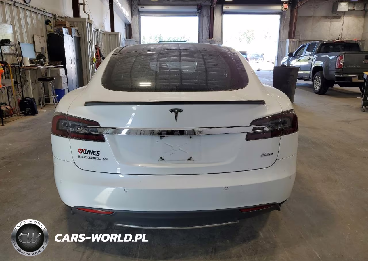 2016 Tesla Model S VIN:5YJSA1E25GF128509 - 6