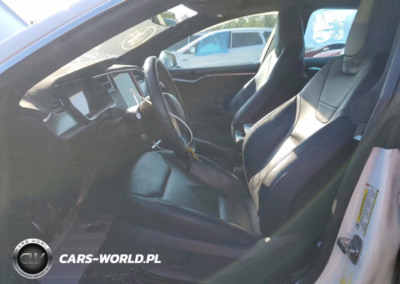 2016 Tesla Model S VIN:5YJSA1E25GF128509 - 7