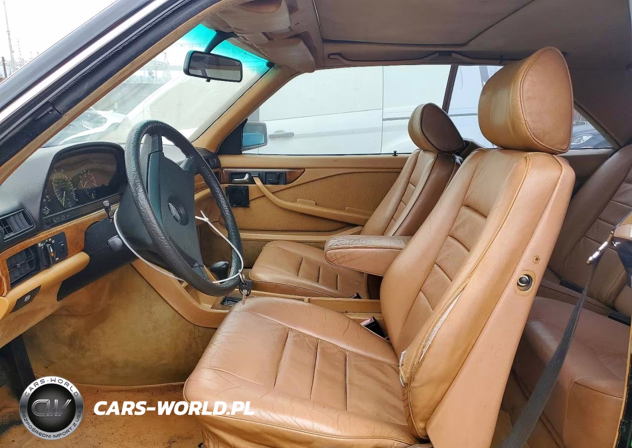 1983 Mercedes-Benz 380 Sec VIN:WDBCA43A8DB003971 - 7