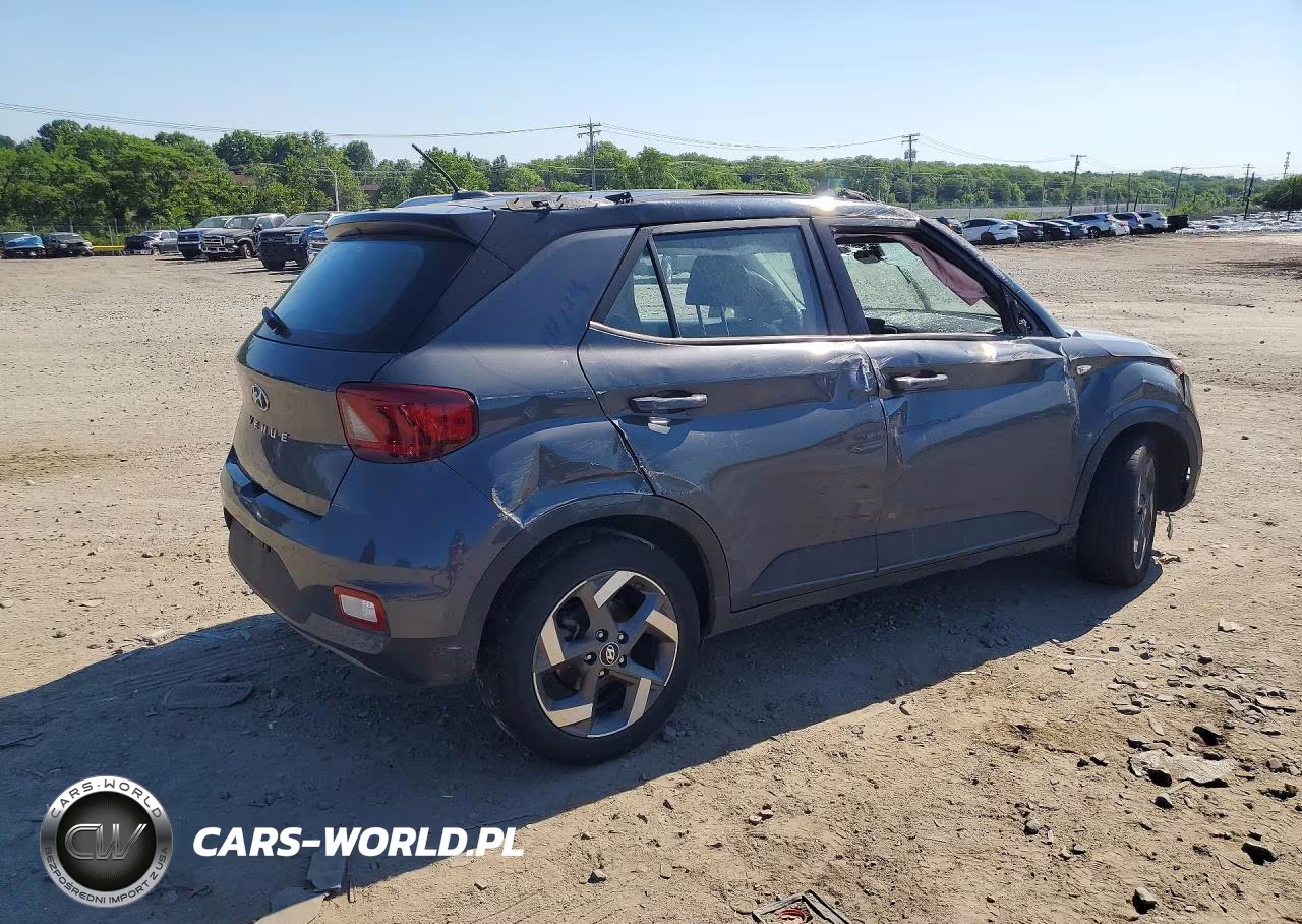 2023 Hyundai Venue Limited VIN:KMHRC8A32PU258766 - 3