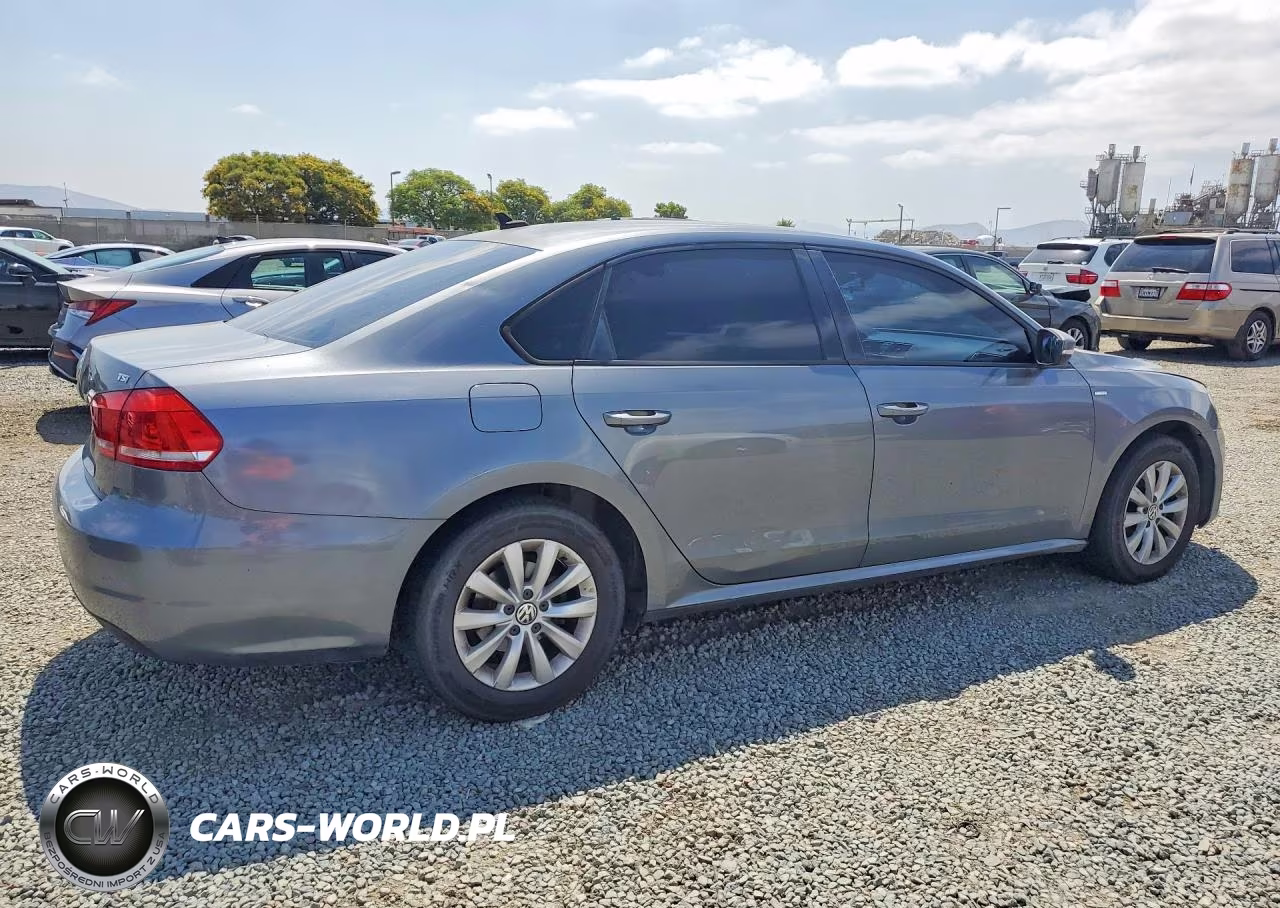 2014 Volkswagen Passat S VIN:1VWAT7A38EC070264 - 3