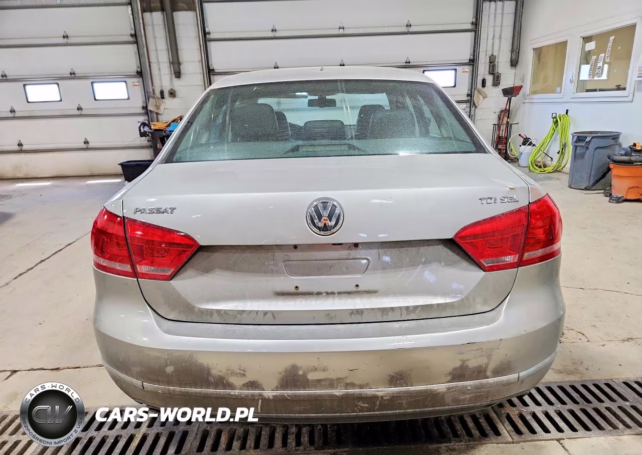 2014 Volkswagen Passat Sel VIN:1VWCN7A36EC062070 - 6
