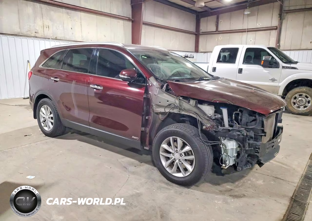 2018 Kia Sorento Lx VIN:5XYPGDA39JG396256 - 4