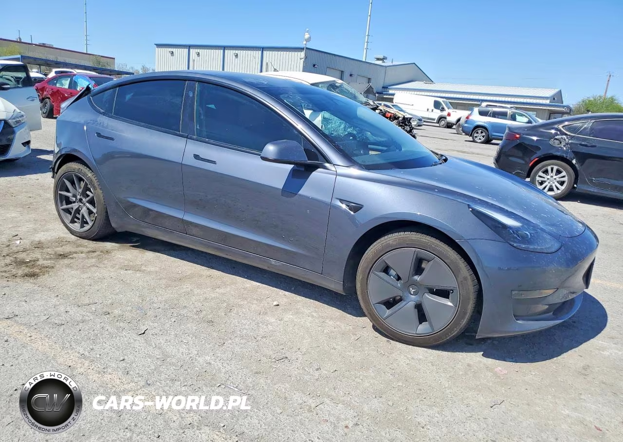 2023 Tesla Model 3 VIN:5YJ3E1EA9PF707938 - 4