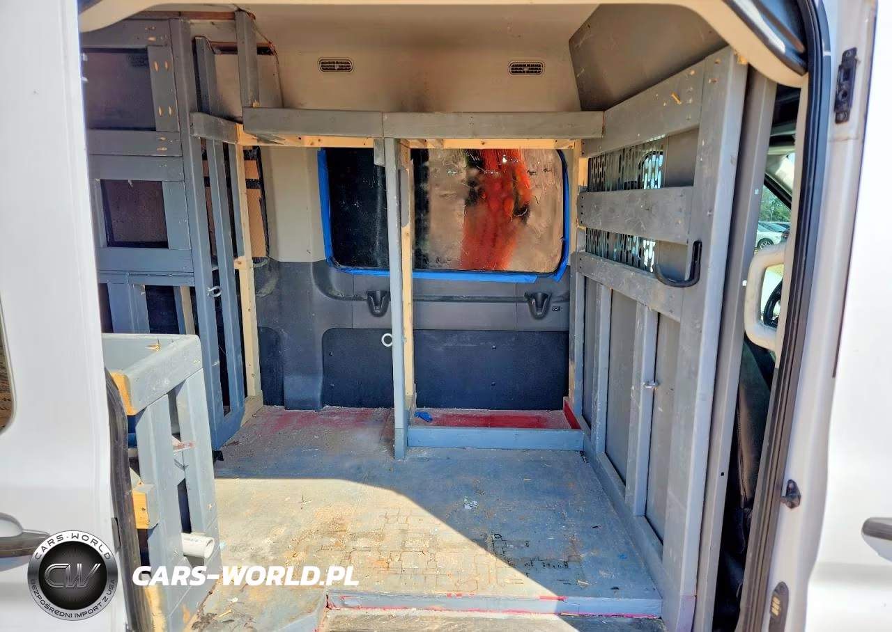 2020 Ford Transit T-350 VIN:1FDAX2CG1LKB47520 - 11