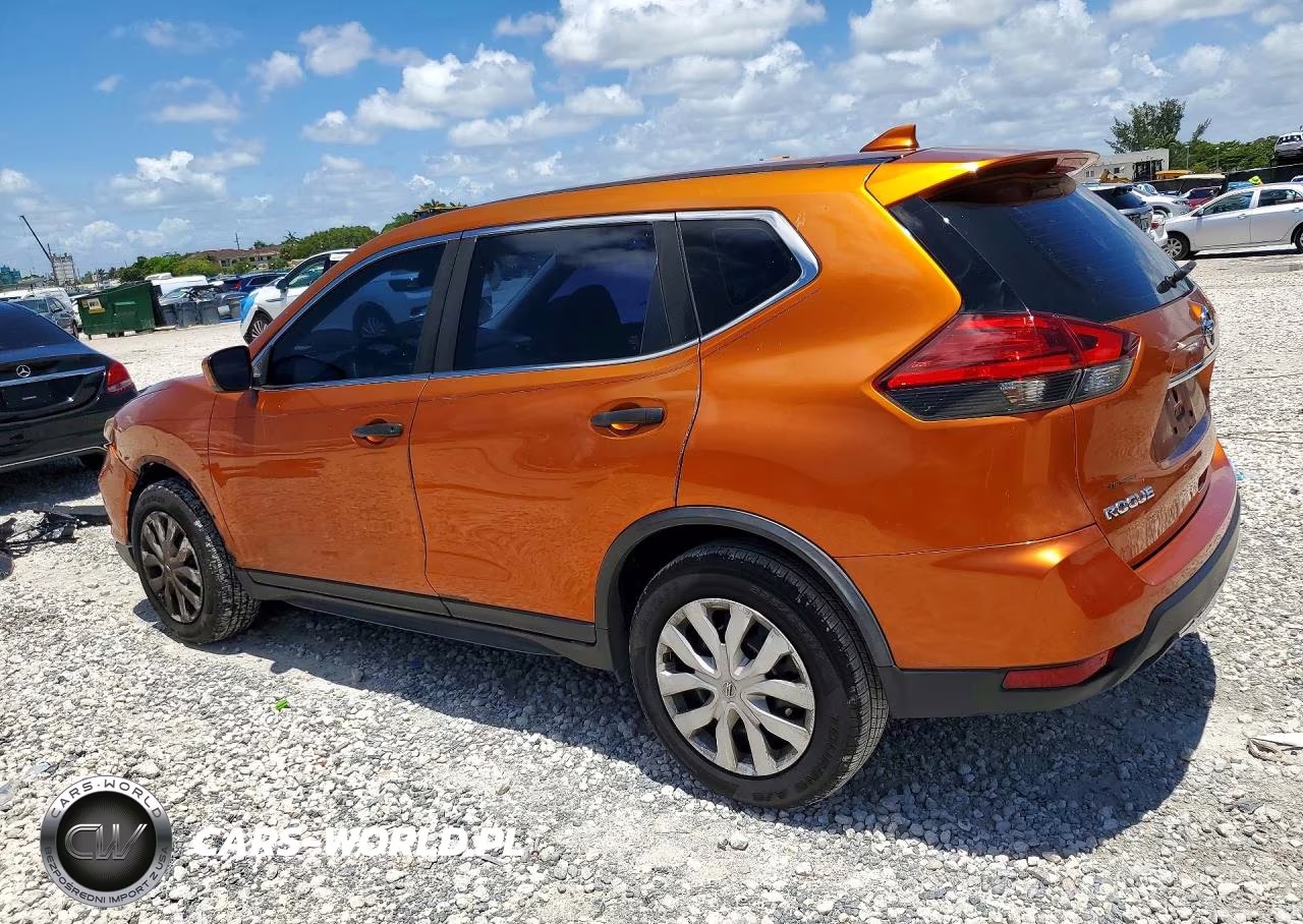 2017 Nissan Rogue S VIN:JN8AT2MT5HW384558 - 2