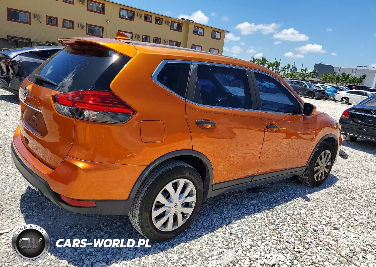 2017 Nissan Rogue S VIN:JN8AT2MT5HW384558 - 3