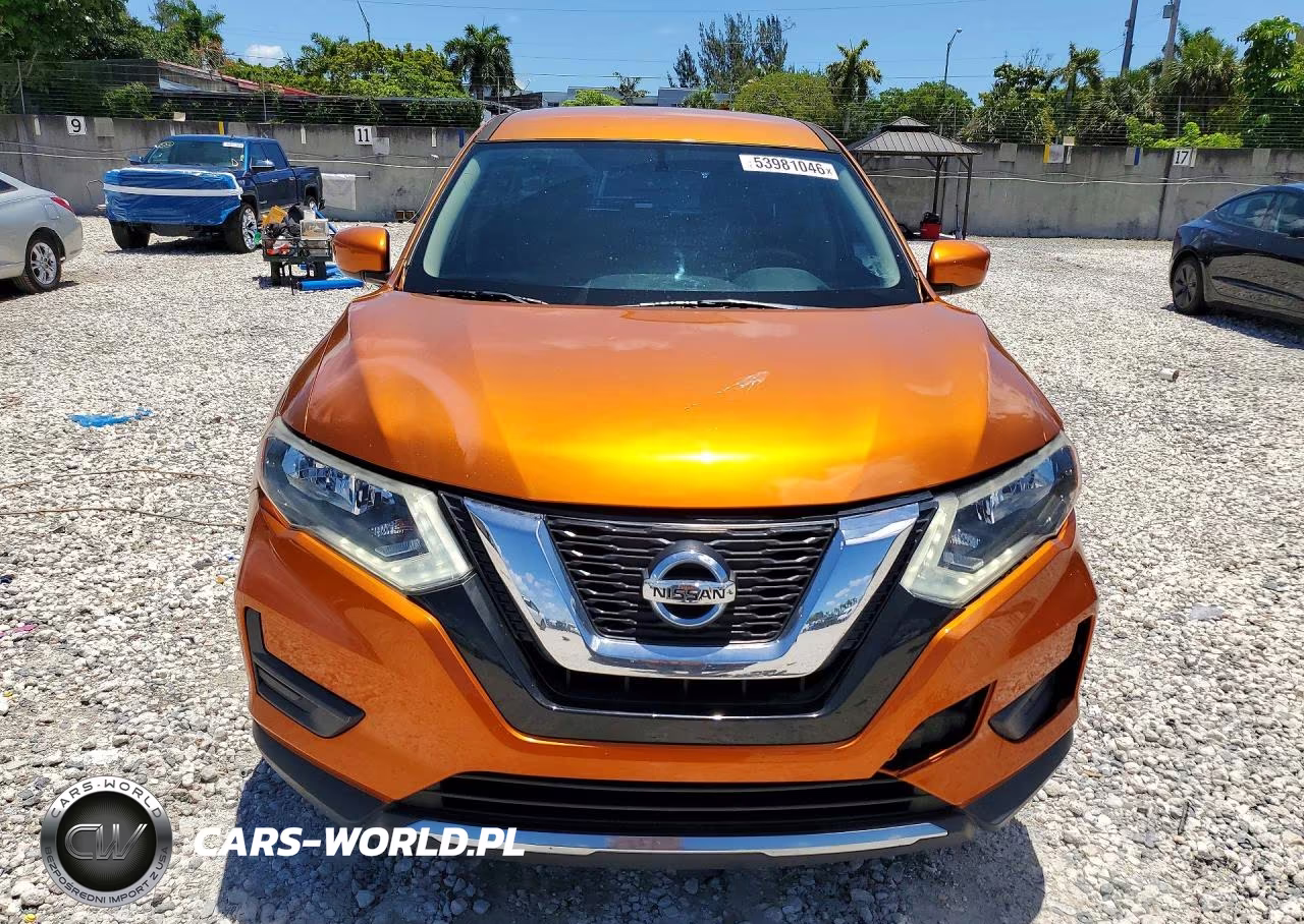 2017 Nissan Rogue S VIN:JN8AT2MT5HW384558 - 5