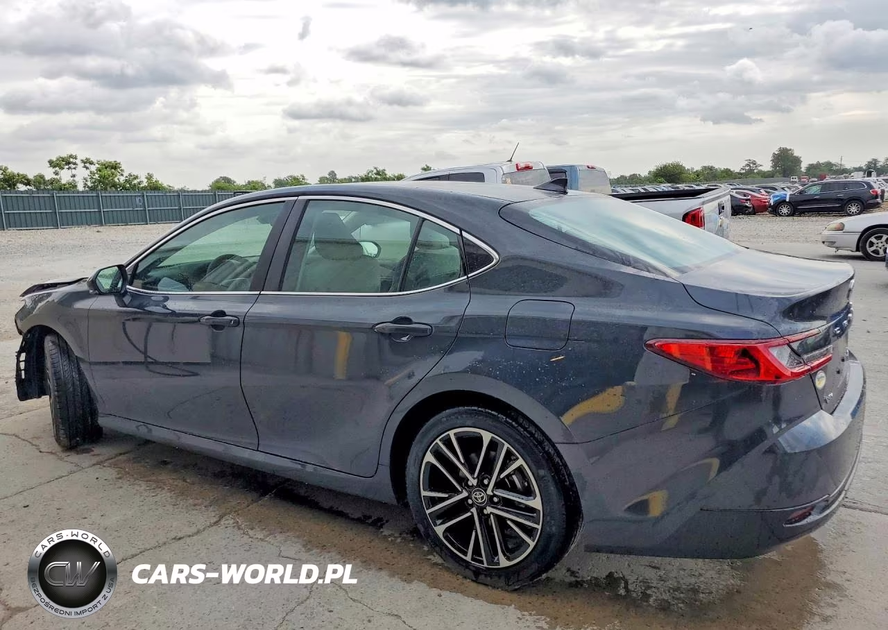 2026 Toyota Camry Xle VIN:4T1DAACK5TU728892 - 2