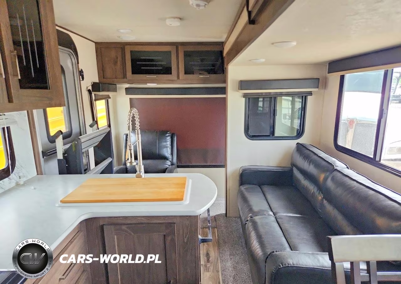 2018 Forest River Hyper Lite Camper VIN:4X4TWBB25JU016978 - 6