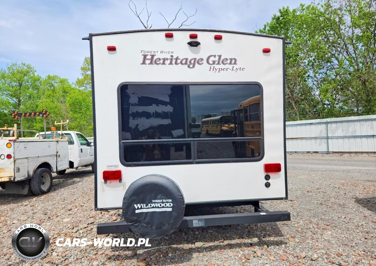 2018 Forest River Hyper Lite Camper VIN:4X4TWBB25JU016978 - 8
