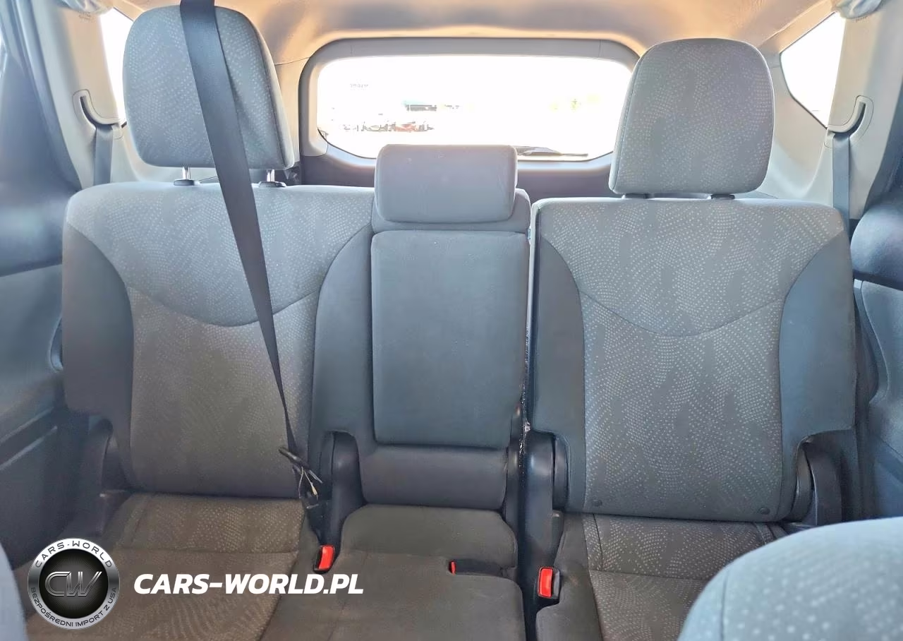 2014 Toyota Prius V Three VIN:JTDZN3EU9EJ008654 - 10