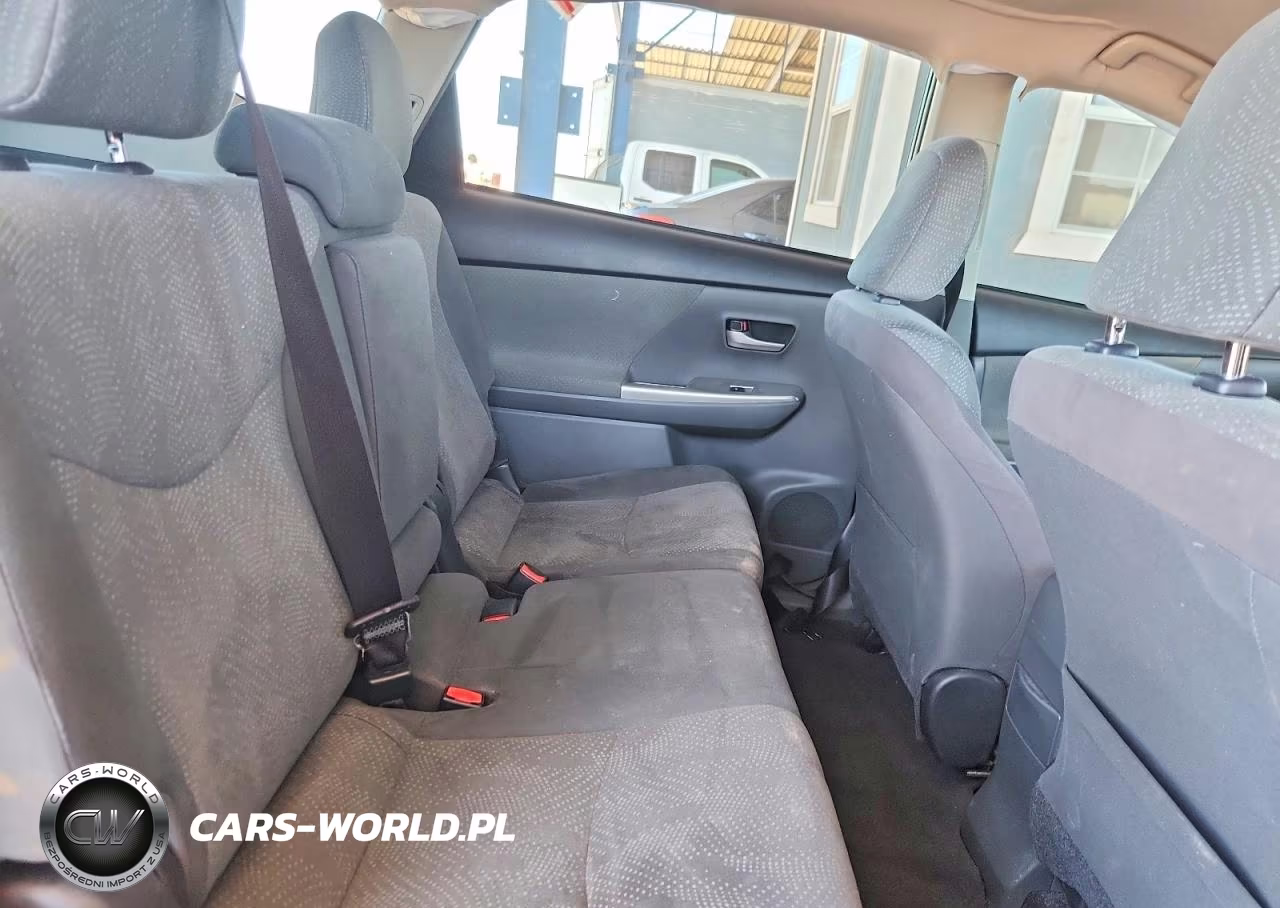2014 Toyota Prius V Three VIN:JTDZN3EU9EJ008654 - 11