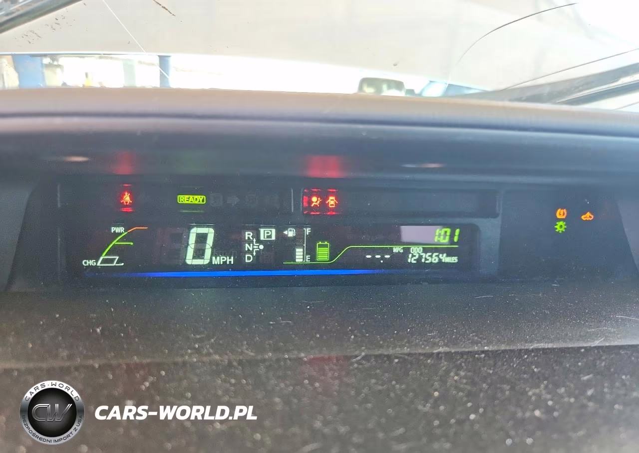 2014 Toyota Prius V Three VIN:JTDZN3EU9EJ008654 - 9