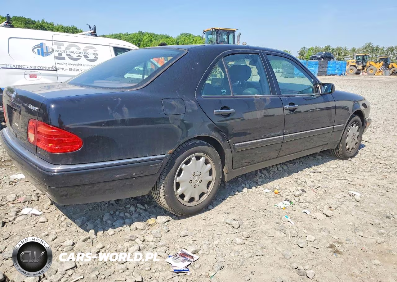 1998 Mercedes-Benz E 320 4Matic VIN:WDBJF82F4WX011505 - 3