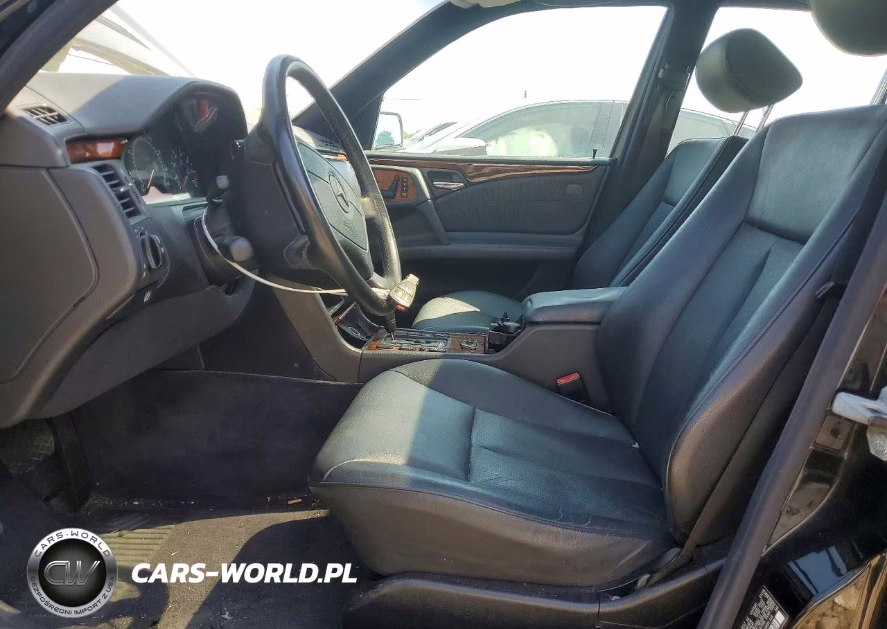 1998 Mercedes-Benz E 320 4Matic VIN:WDBJF82F4WX011505 - 7