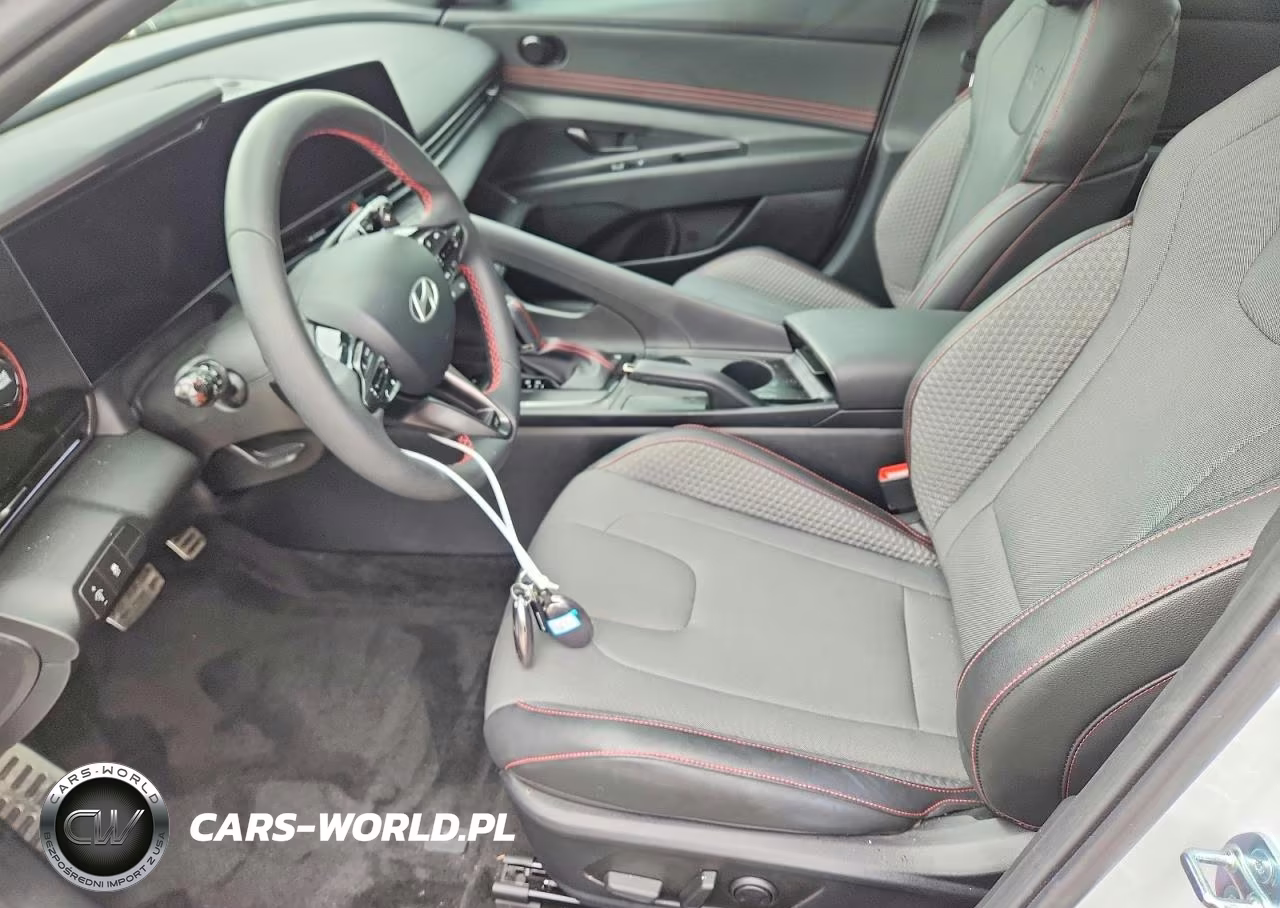 2026 Hyundai Elantra N Line VIN:KMHLR4DFXTU111589 - 7