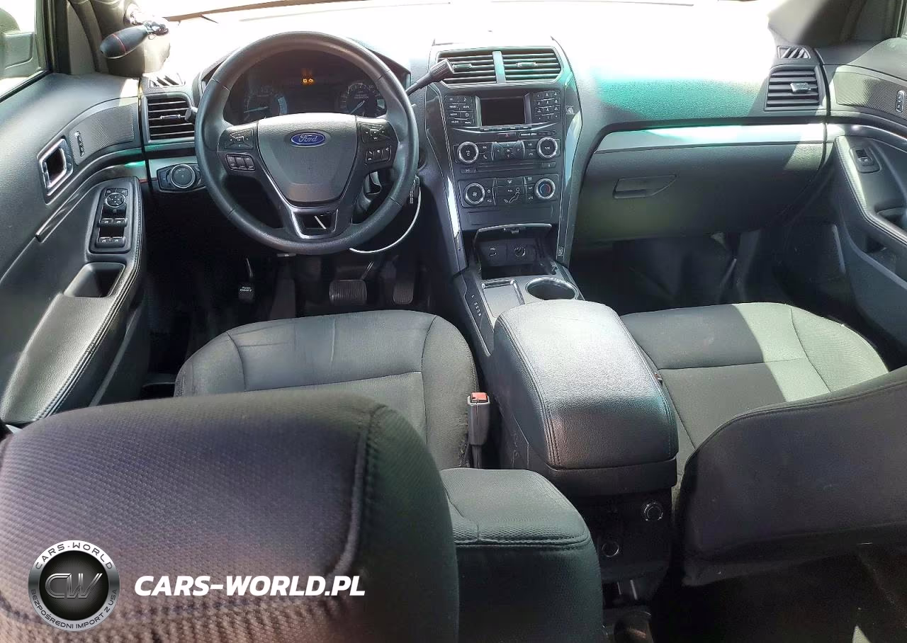 2016 Ford Explorer Police Interceptor VIN:1FM5K8AR0GGC67633 - 8