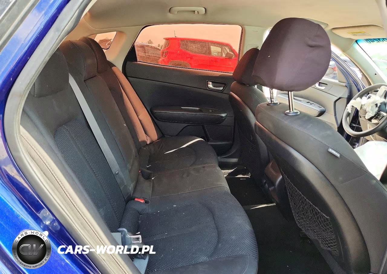 2019 Kia Optima Lx VIN:5XXGT4L37KG275708 - 10