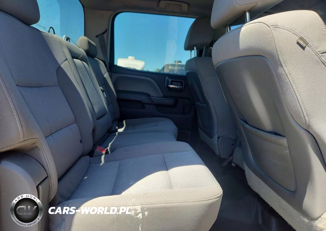 2015 Chevrolet Silverado C3500 VIN:1GC4CYE86FF612537 - 10