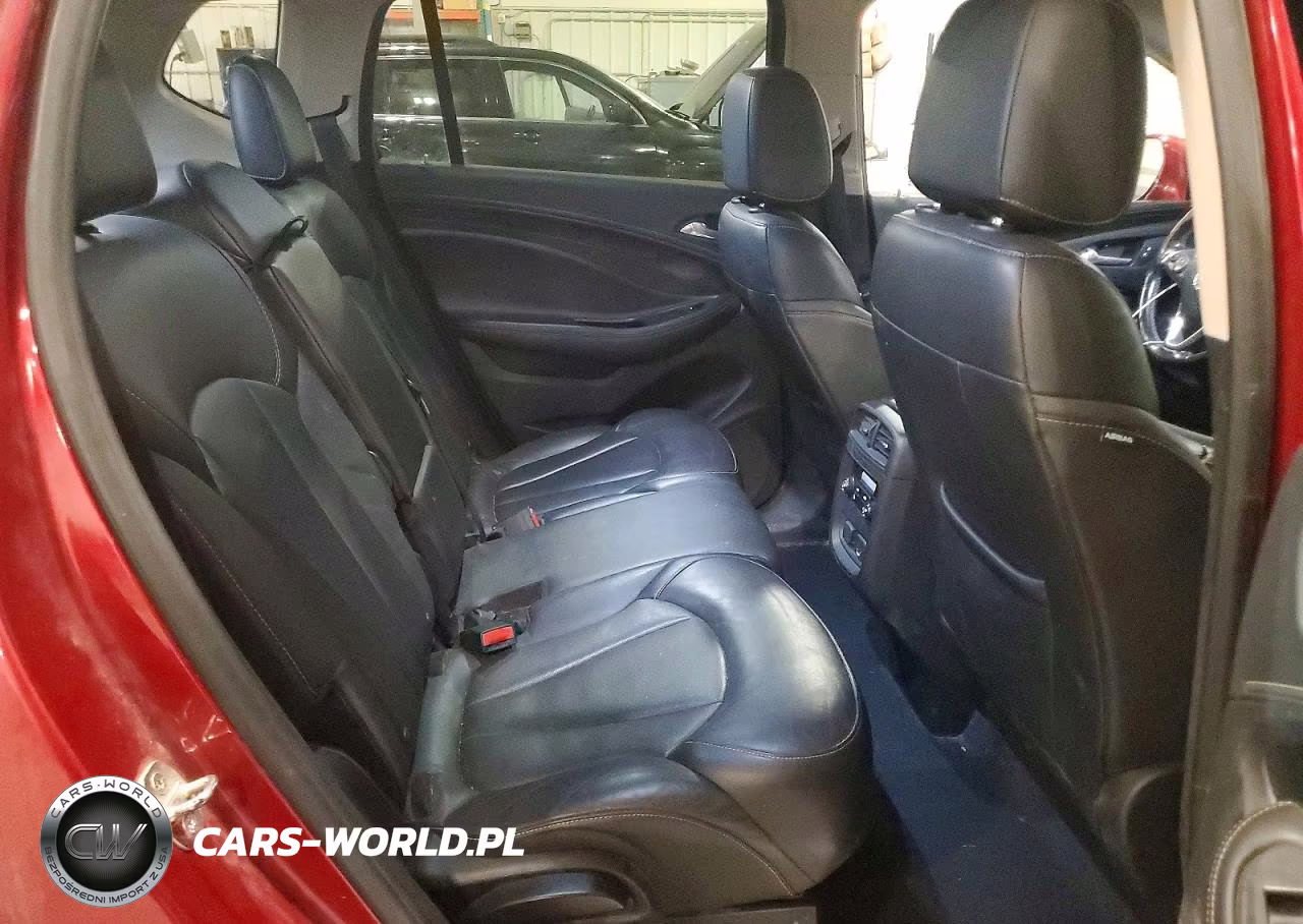 2018 Buick Envision Essence VIN:LRBFX2SA5JD115225 - 11