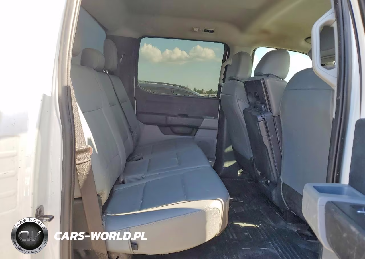 2023 Ford F350 Super Duty VIN:1FT8W3BA9PED63757 - 10