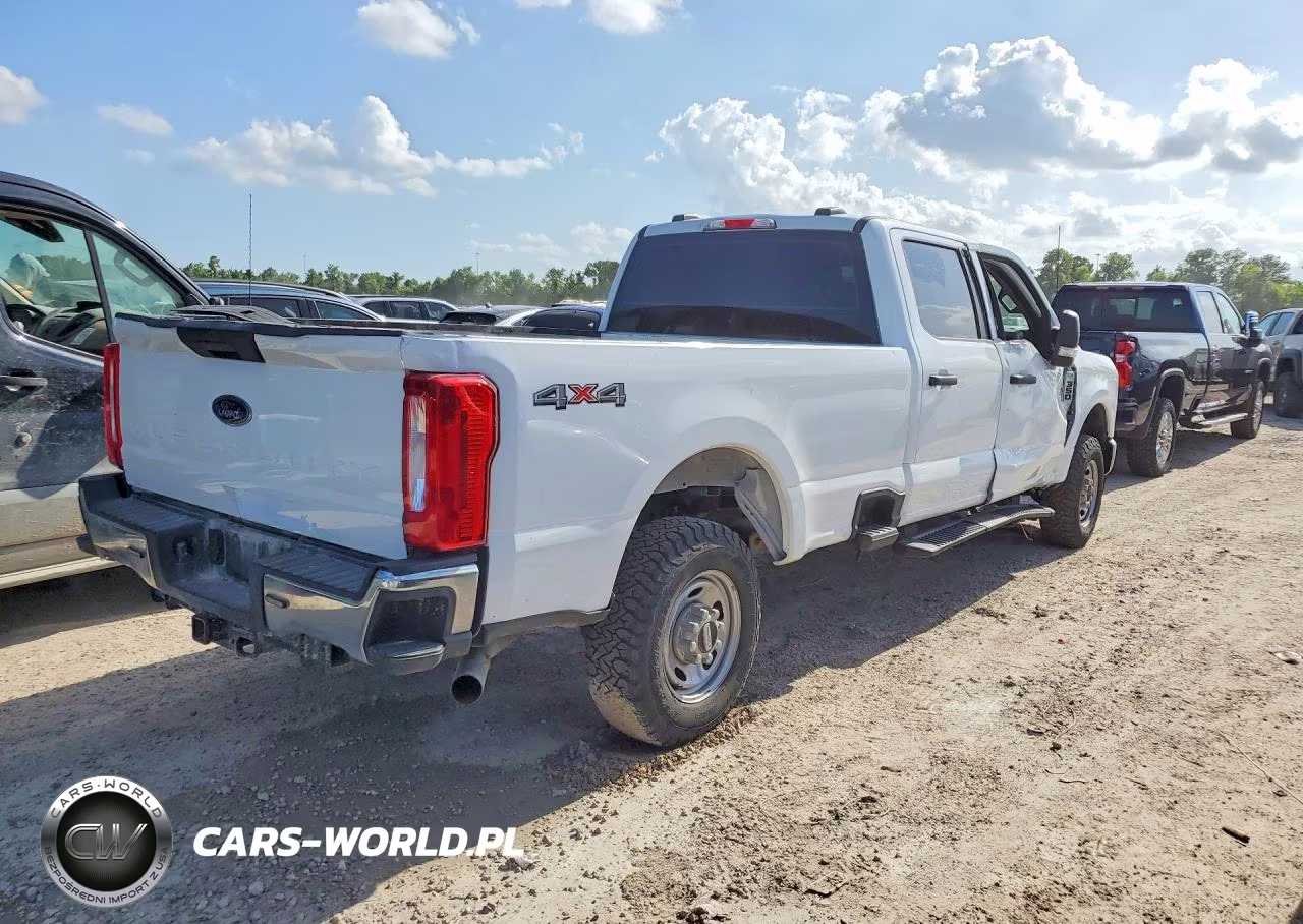 2023 Ford F350 Super Duty VIN:1FT8W3BA9PED63757 - 3