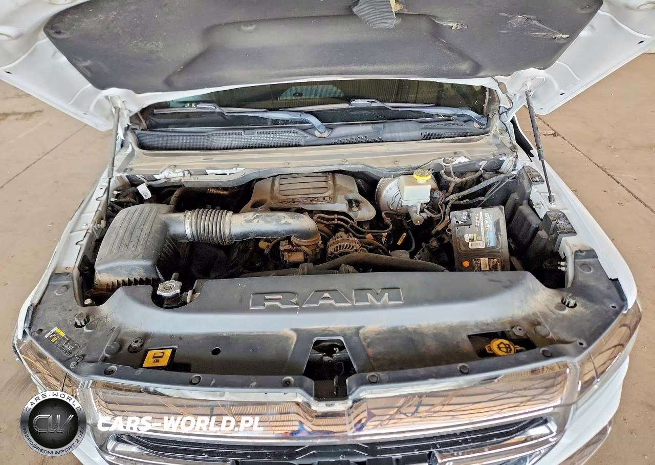 2019 Ram 1500 Big Horn VIN:1C6RREFT0KN543695 - 11