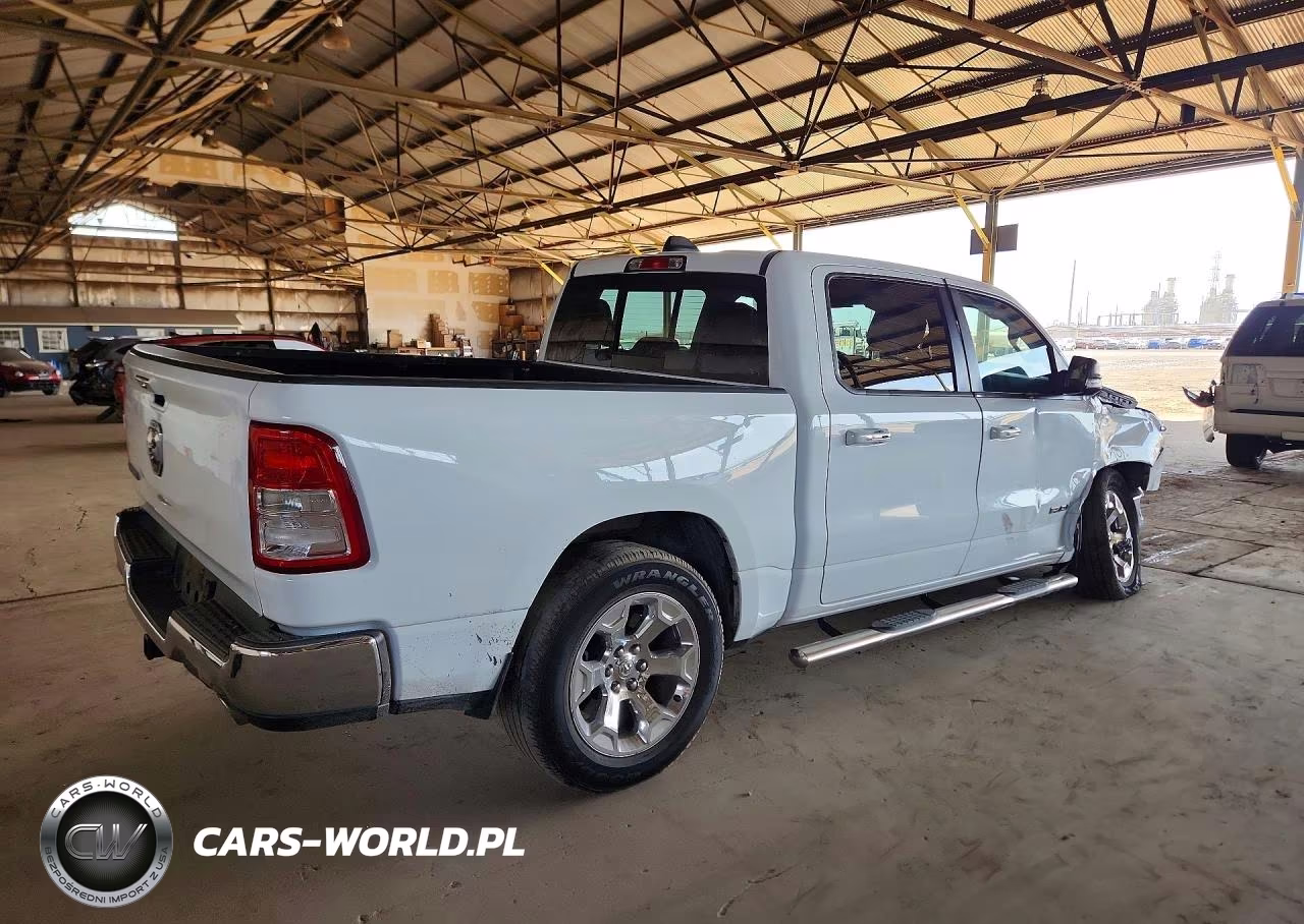2019 Ram 1500 Big Horn VIN:1C6RREFT0KN543695 - 3