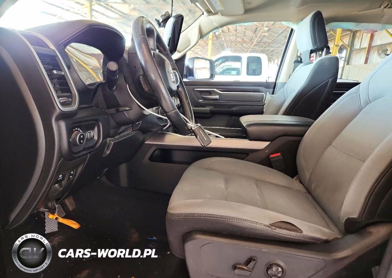 2019 Ram 1500 Big Horn VIN:1C6RREFT0KN543695 - 7