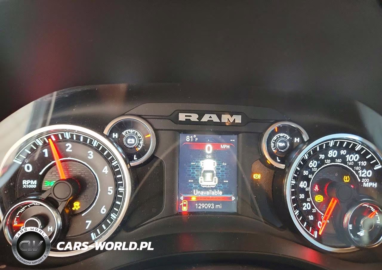 2019 Ram 1500 Big Horn VIN:1C6RREFT0KN543695 - 9