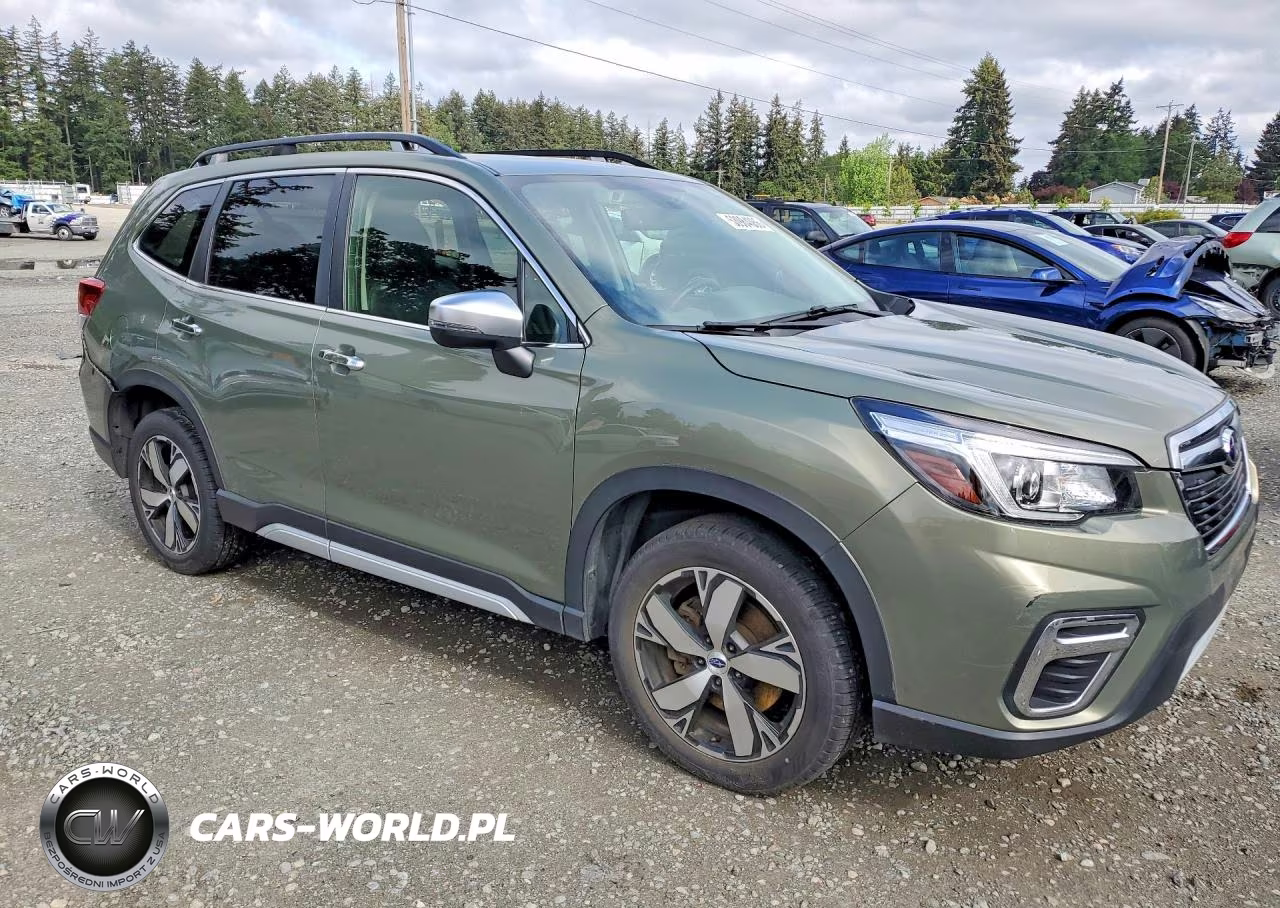 2019 Subaru Forester Touring VIN:JF2SKAWC5KH420322 - 4