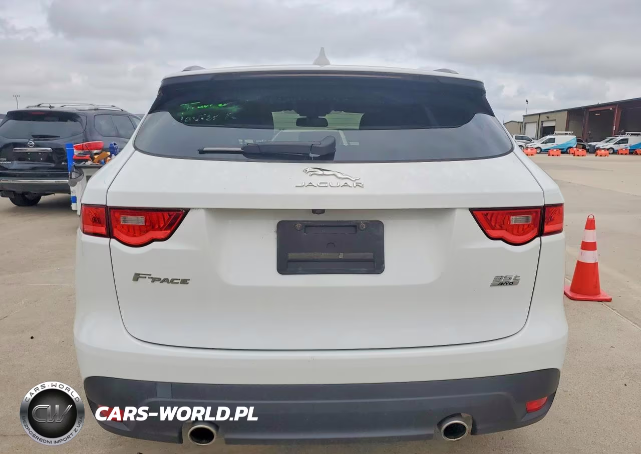 2018 Jaguar F-Pace Premium VIN:SADCJ2EV5JA243619 - 6