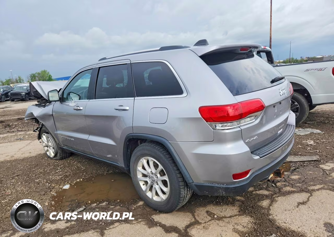 2015 Jeep Grand Cherokee Laredo VIN:1C4RJFAG2FC943856 - 2