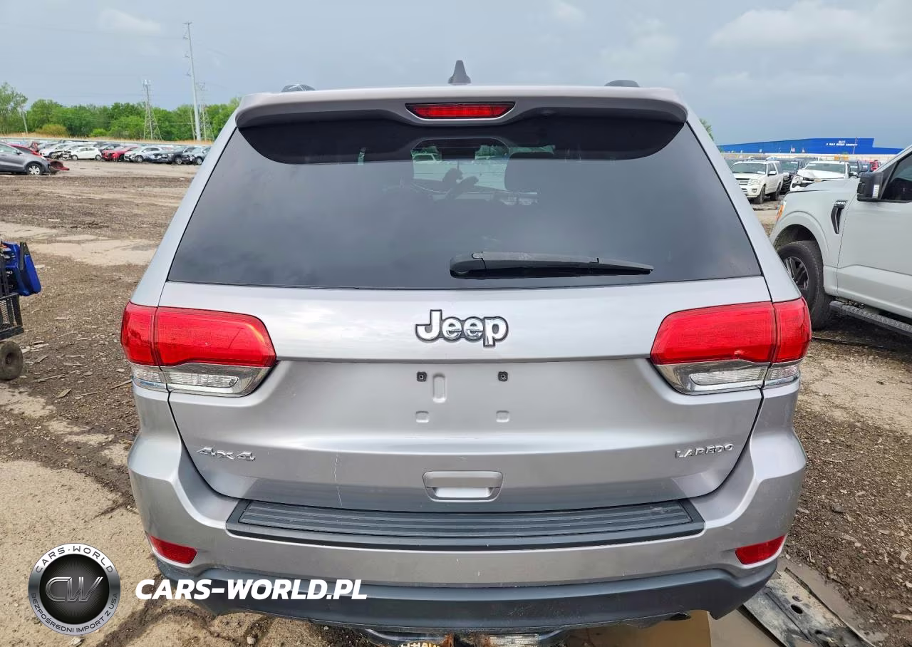 2015 Jeep Grand Cherokee Laredo VIN:1C4RJFAG2FC943856 - 6