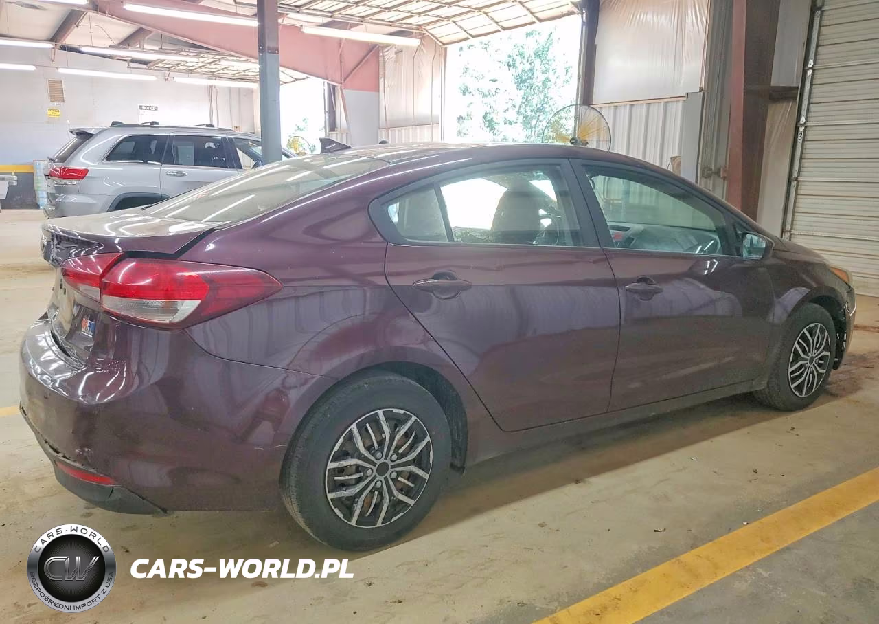 2018 Kia Forte Lx VIN:3KPFK4A76JE270432 - 3