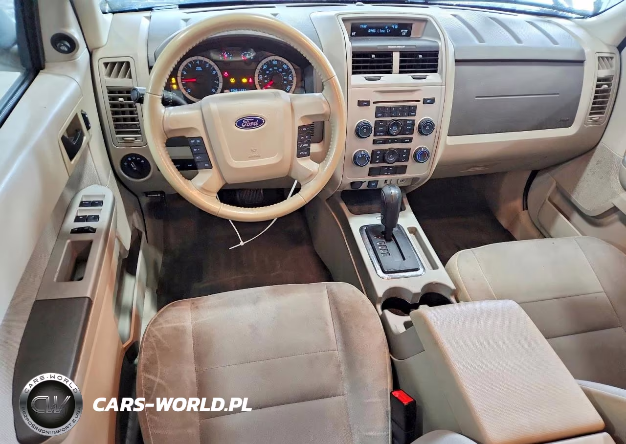 2011 Ford Escape Xlt VIN:1FMCU0D71BKA21807 - 8