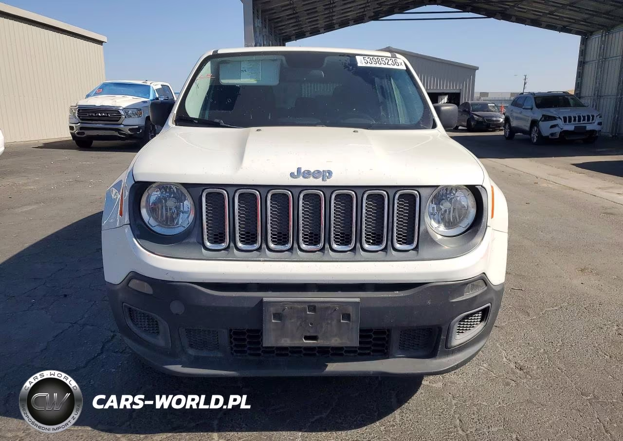 2016 Jeep Renegade Sport VIN:ZACCJAAT4GPD08205 - 5