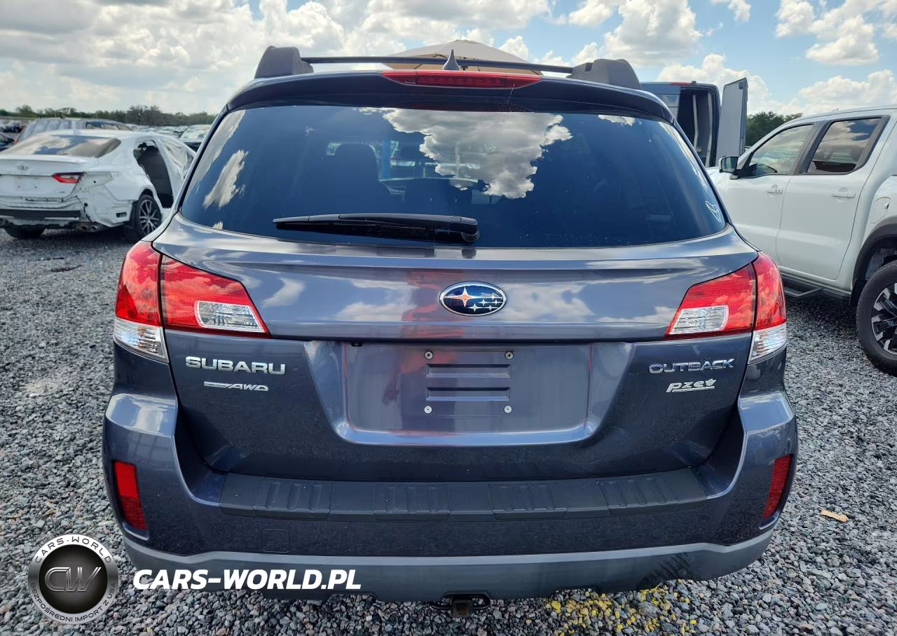 2014 Subaru Outback 2.5I Premium VIN:4S4BRBDC4E3301824 - 6
