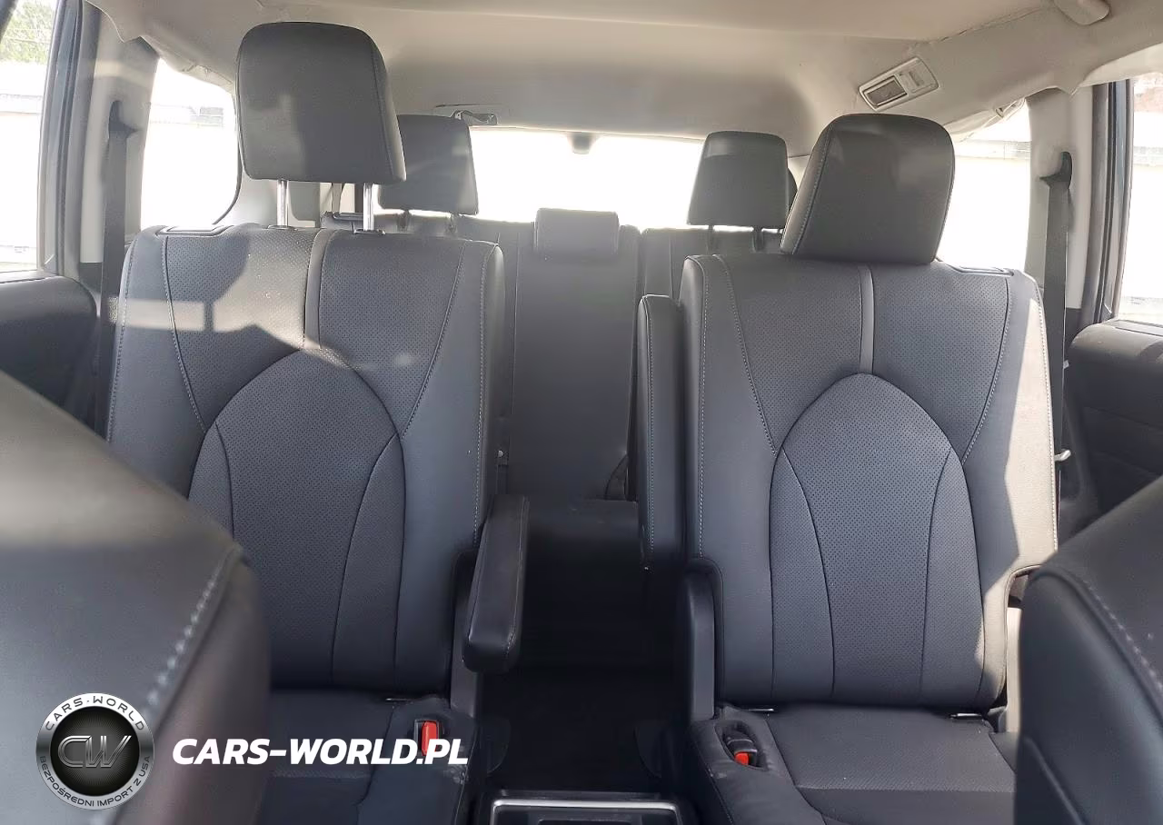 2024 Toyota Grand Highlander Platinum VIN:5TDAAAB57RS038769 - 10