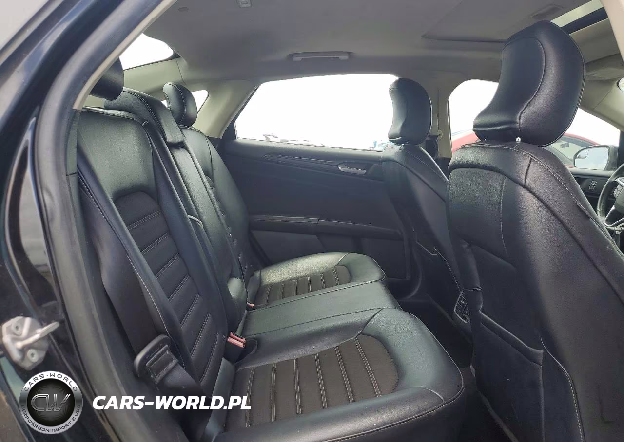 2018 Ford Fusion Se Hybrid VIN:3FA6P0LU6JR137987 - 10