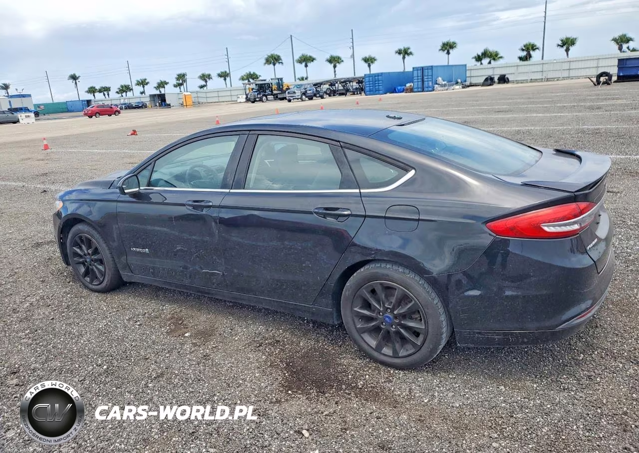 2018 Ford Fusion Se Hybrid VIN:3FA6P0LU6JR137987 - 2