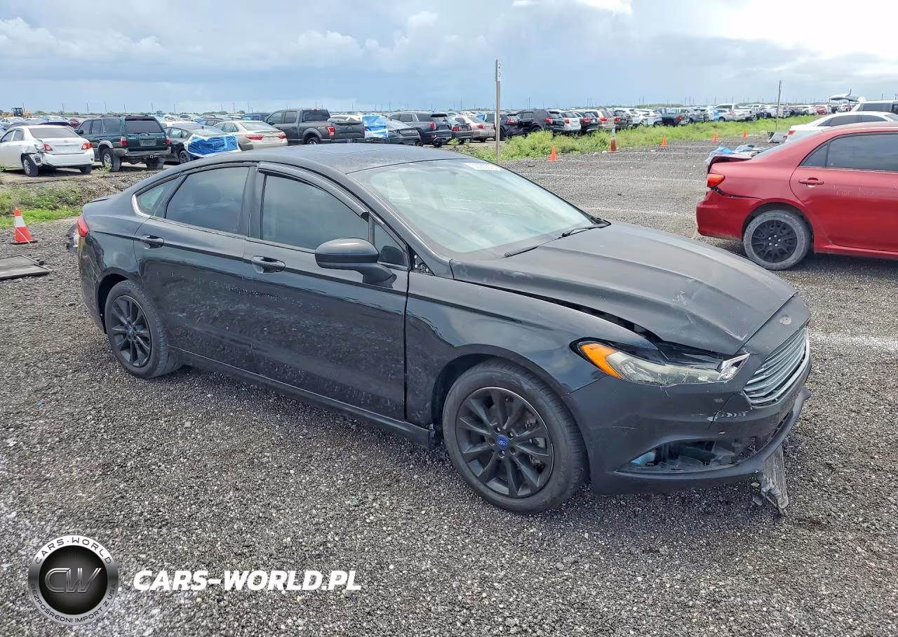 2018 Ford Fusion Se Hybrid VIN:3FA6P0LU6JR137987 - 4