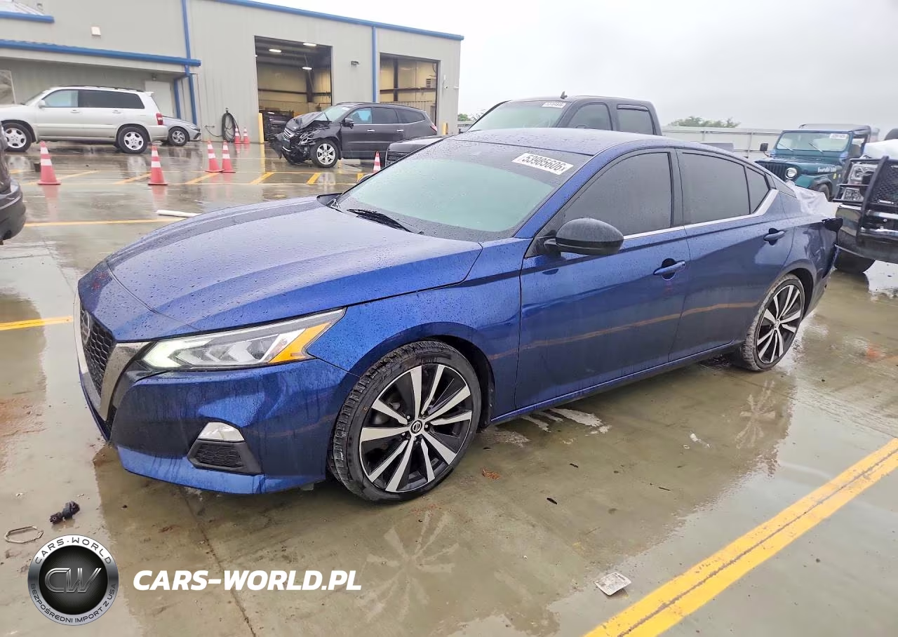 2020 Nissan Altima Sr