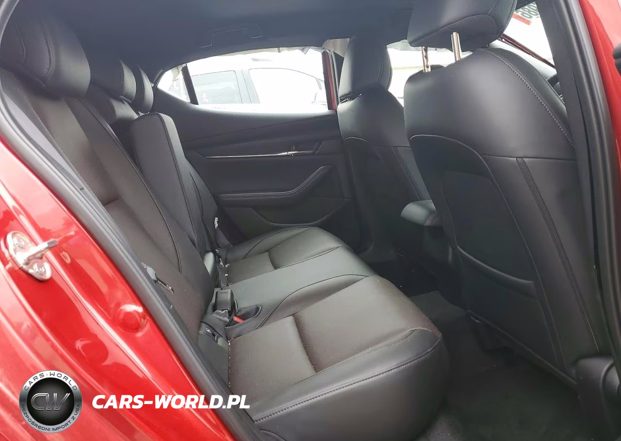 2026 Mazda 3 Premium VIN:JM1BPAML6T1859803 - 10