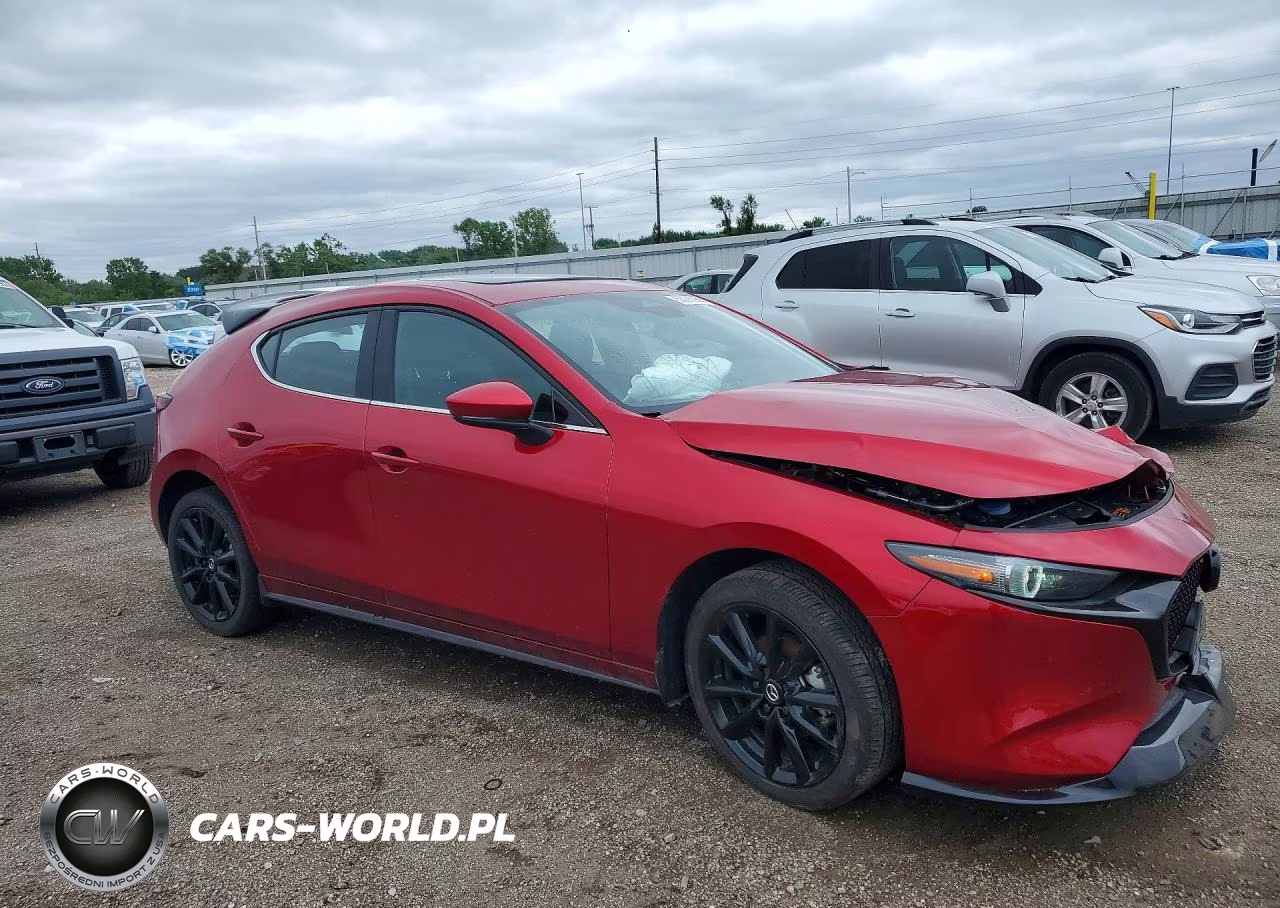 2026 Mazda 3 Premium VIN:JM1BPAML6T1859803 - 4