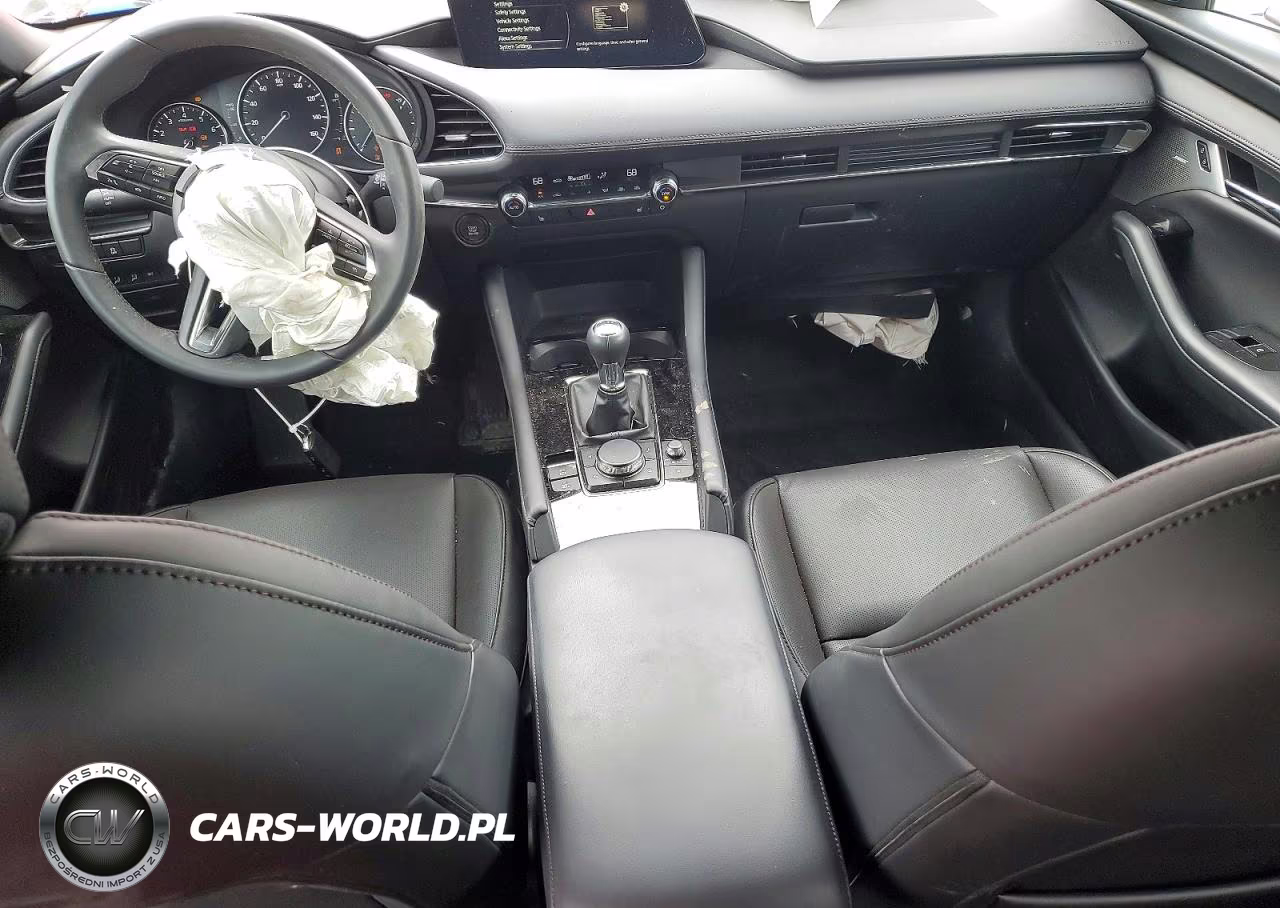 2026 Mazda 3 Premium VIN:JM1BPAML6T1859803 - 8