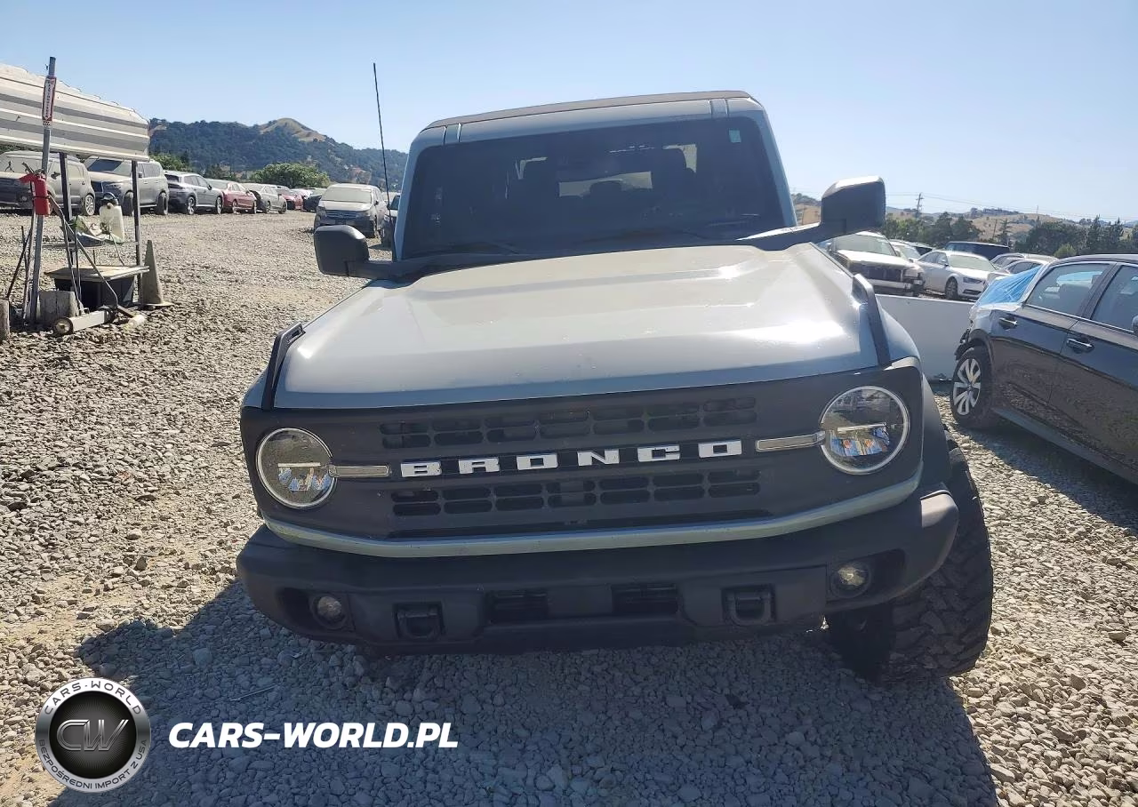 2022 Ford Bronco Base VIN:1FMEE5DP9NLB07366 - 5
