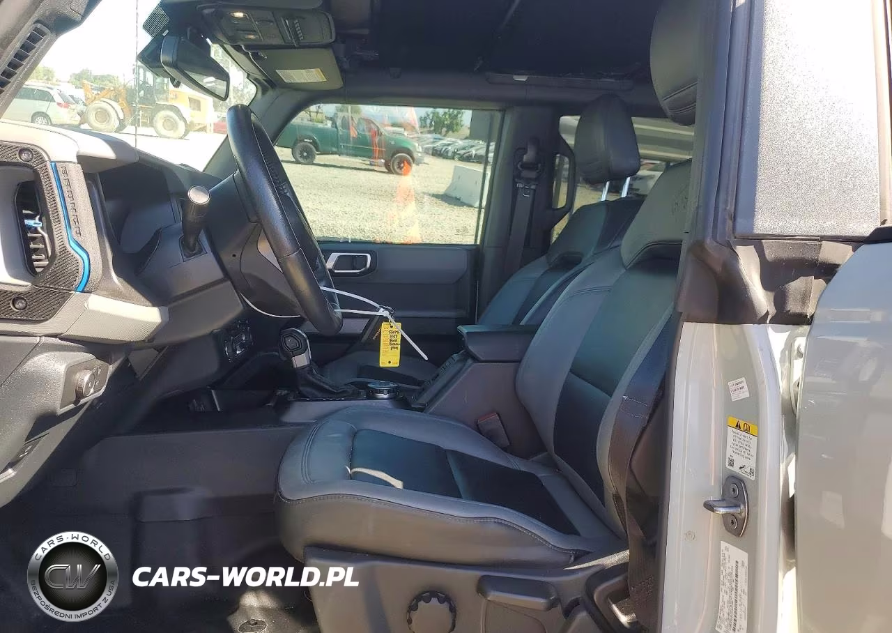 2022 Ford Bronco Base VIN:1FMEE5DP9NLB07366 - 7
